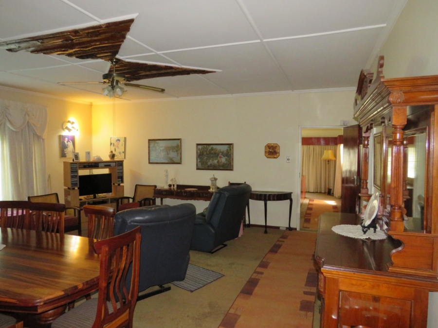 4 Bedroom Property for Sale in Colesberg Northern Cape